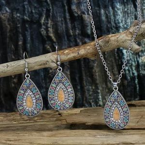 Boho Set Earrings & Necklace